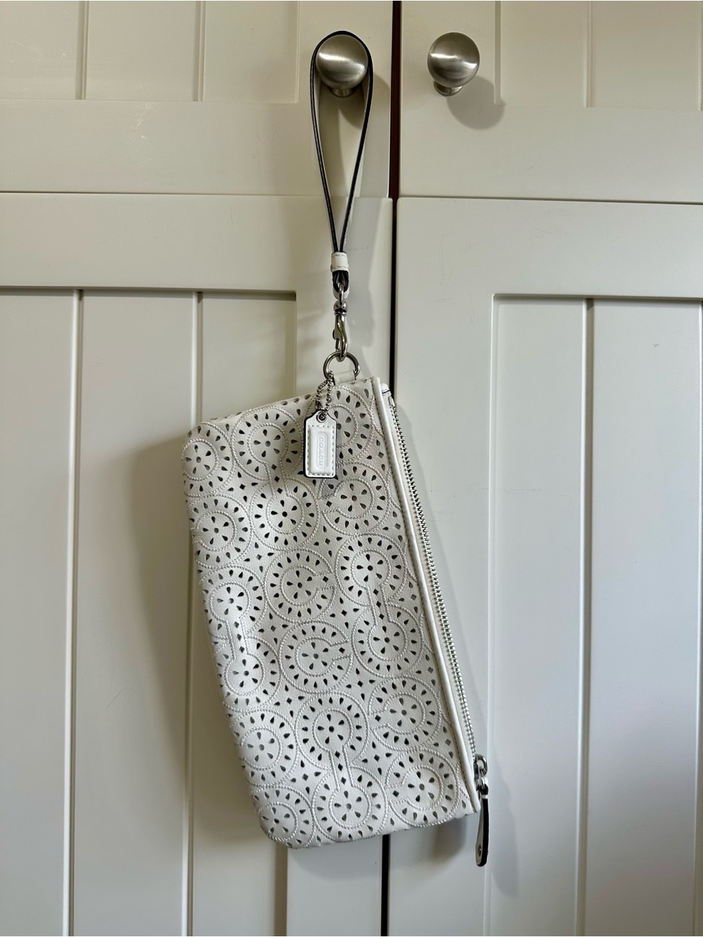 Coach White Leather Laser Cut Floral Wristlet Clutch Wallet Pouch Silver